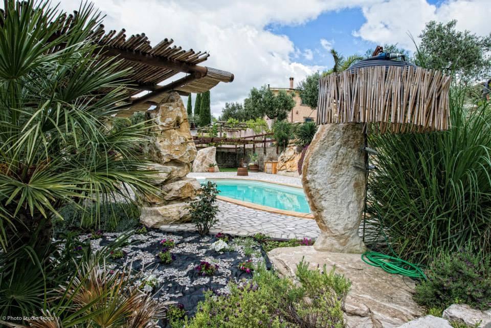 Il Giardino Dei Flintstones B&B Черветері Екстер'єр фото